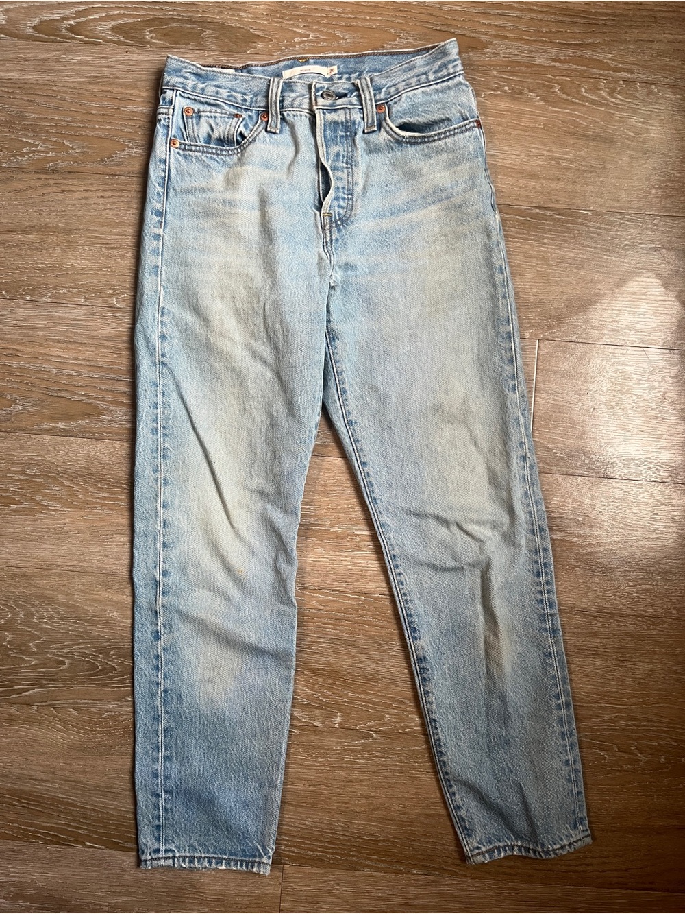 Levi’s wedgie jeans